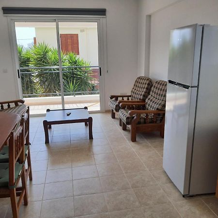 Lovely Apartment At The City Center Of Paphos Luaran gambar