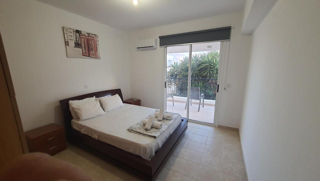 Lovely Apartment At The City Center Of Paphos Luaran gambar
